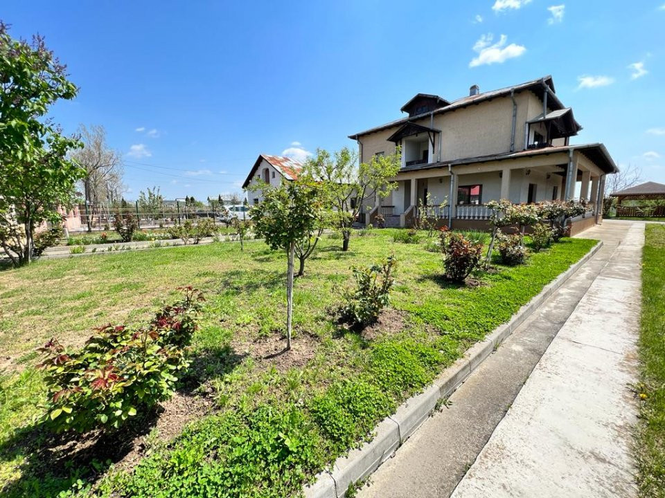 Casa cu 5 camere, teren 5000 mp | Bolintin Vale - Malu Spart