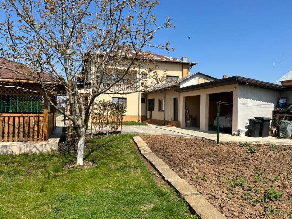 Casa cu 5 camere, teren 5000 mp | Bolintin Vale - Malu Spart