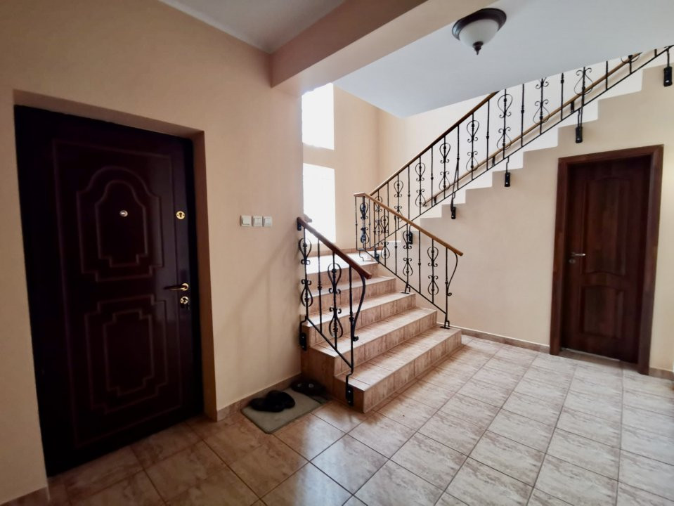 Casa cu 5 camere, teren 5000 mp | Bolintin Vale - Malu Spart