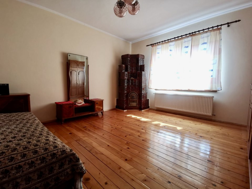 Casa cu 5 camere, teren 5000 mp | Bolintin Vale - Malu Spart