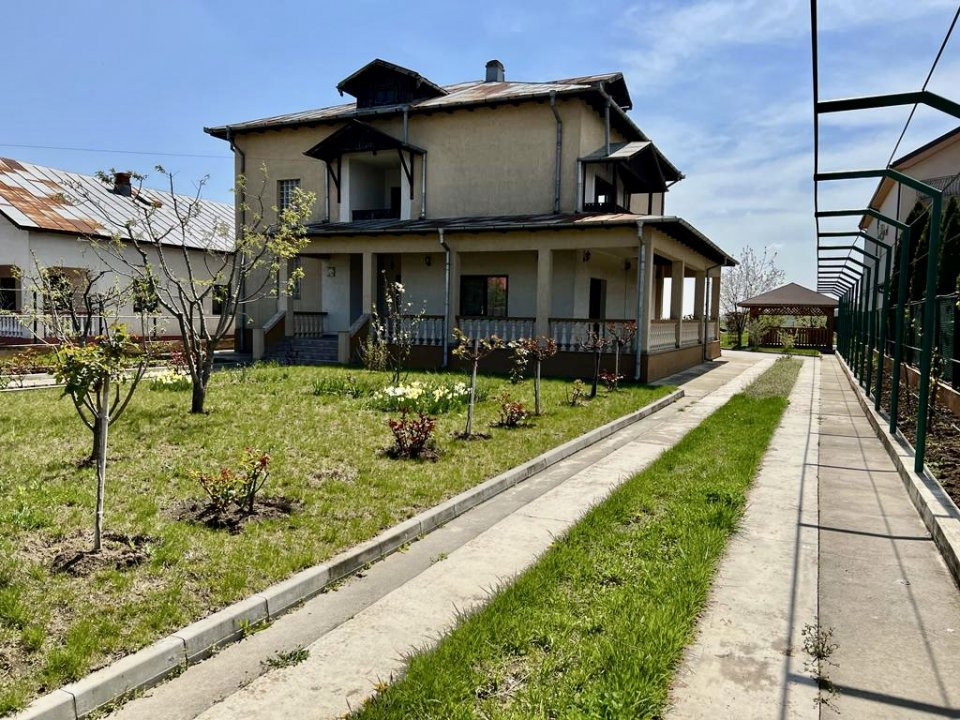 Casa cu 5 camere, teren 5000 mp | Bolintin Vale - Malu Spart