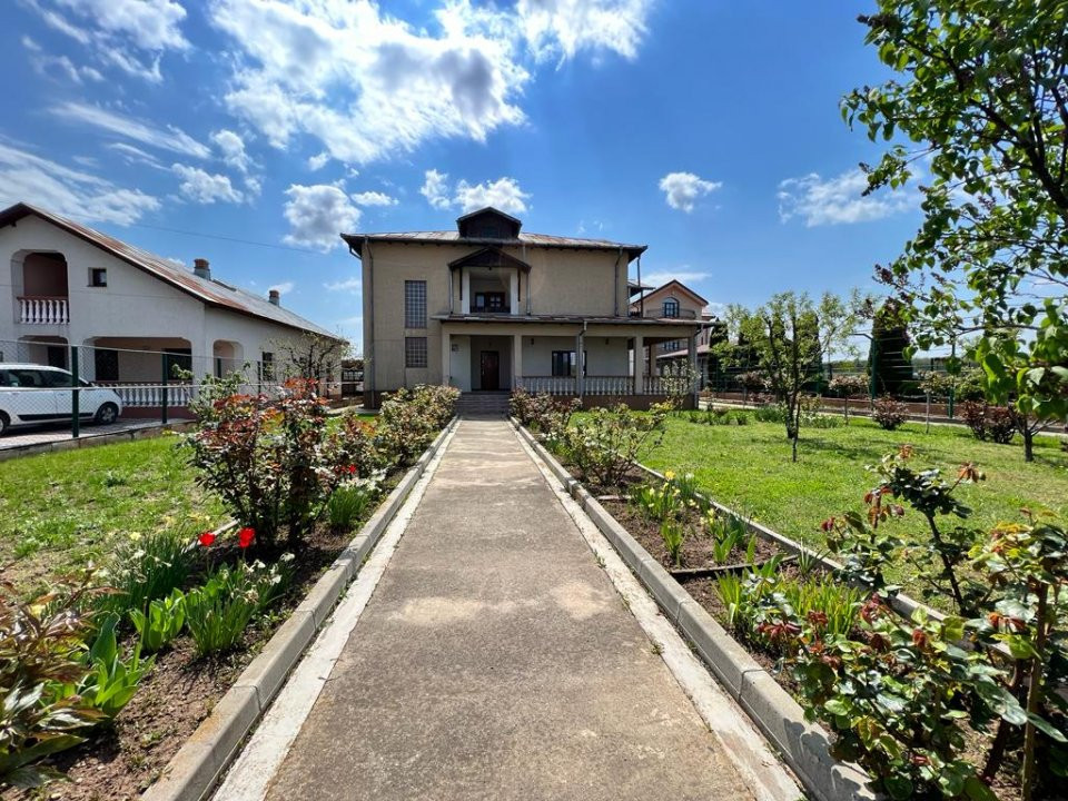 Casa cu 5 camere, teren 5000 mp | Bolintin Vale - Malu Spart