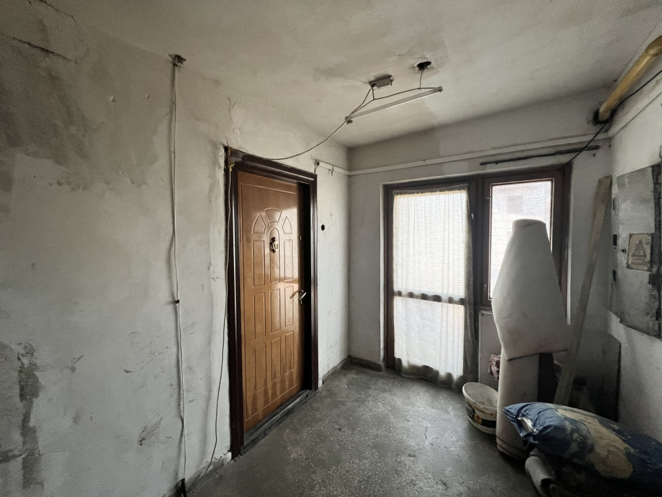 REZERVAT | Garsonieră spațioasă, renovabilă, 41 mp