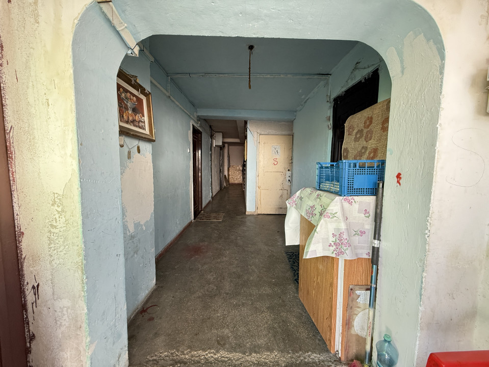 REZERVAT | Garsonieră spațioasă, renovabilă, 41 mp