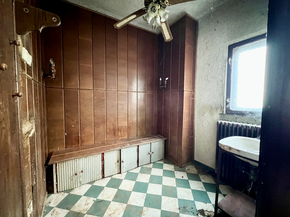 REZERVAT | Apartament rar de 3 camere, renovabil, in blocul Florentin!