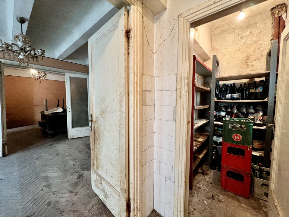 REZERVAT | Apartament rar de 3 camere, renovabil, in blocul Florentin!
