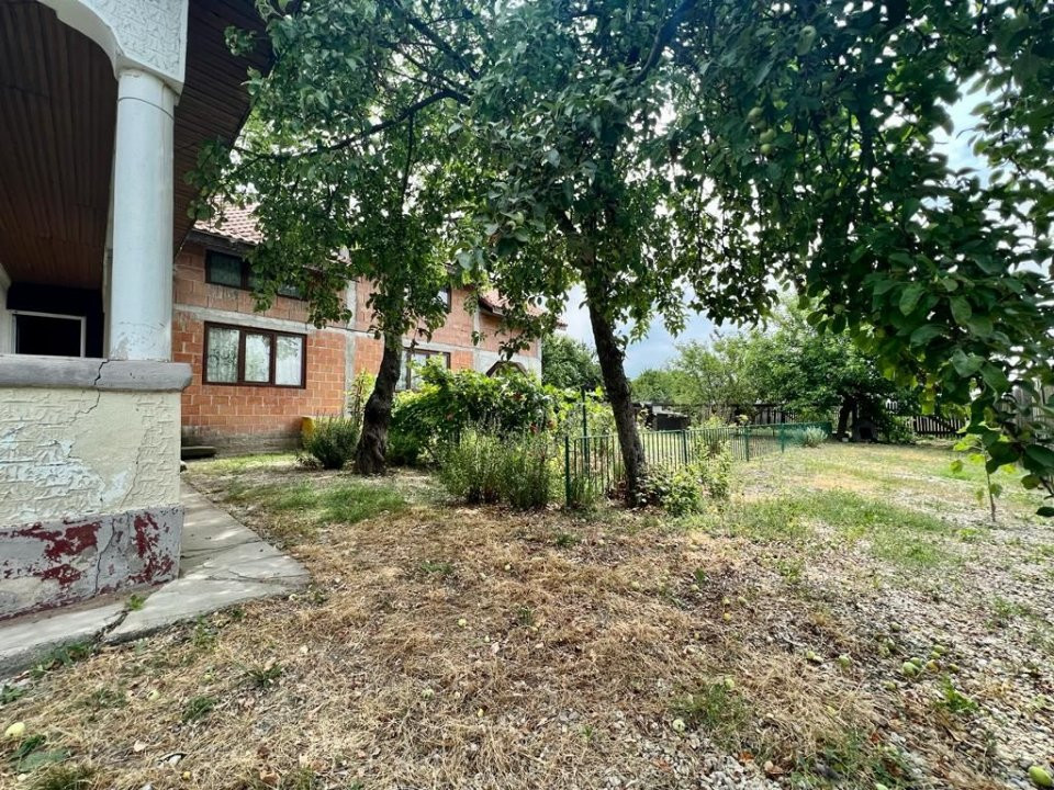 Casa 4 camere, 150 mpu + teren 5000 mp, Hulubesti - Calugareni