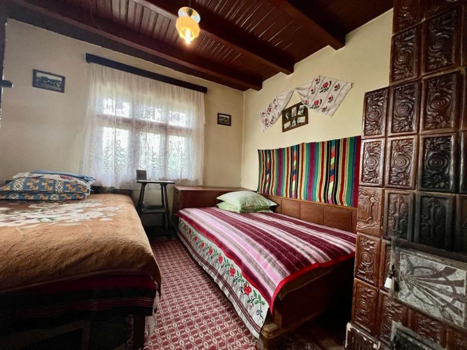 Casa 4 camere, 150 mpu + teren 5000 mp, Hulubesti - Calugareni
