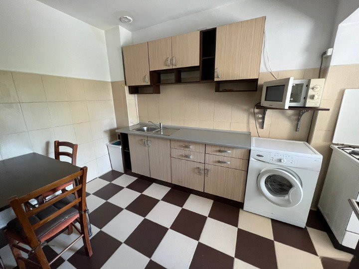 0% | Apartament 2 camere decomandat, 3 balcoane, spatios | Unirii