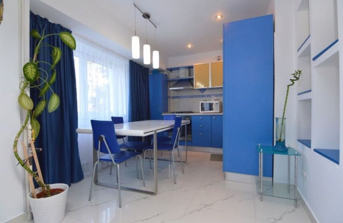 Apartament lux 3 camere 80mp Piata Unirii