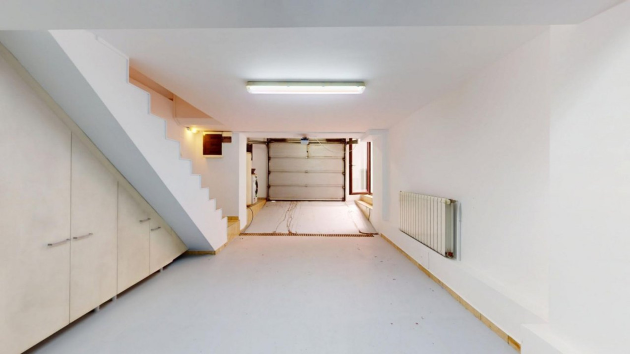 Casa ca-n filme, care a luat premiul de arhitectura 2003 ! Parcul Carol !