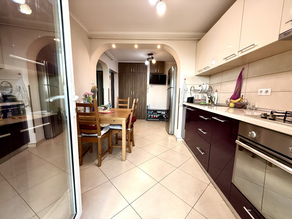 Antecontract  | Apartament 3 camere 70 mp, 2 bai, balcon & Parcare 