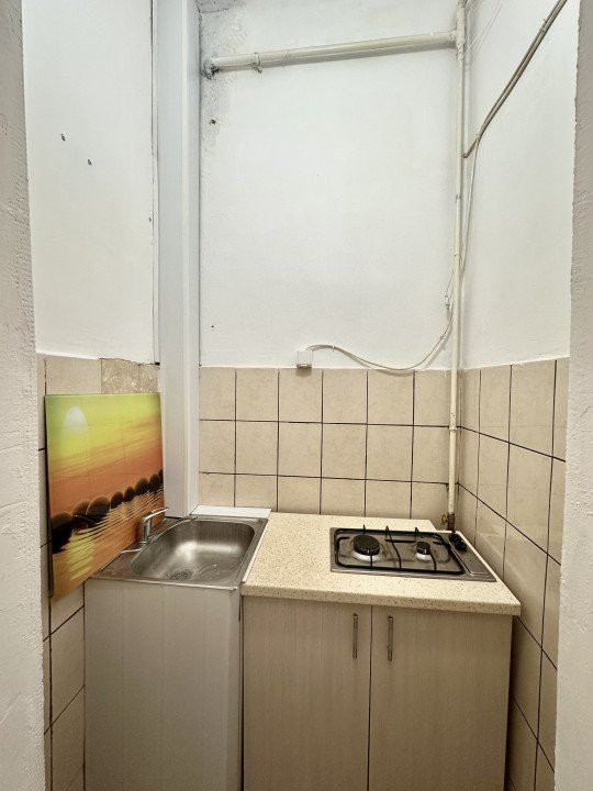 OPORTUNITATE-Vanzare garsoniera renovata pentru investitie- Dorobanti -Str Roma 