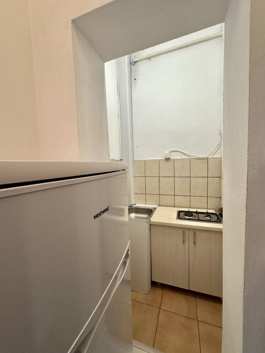 OPORTUNITATE-Vanzare garsoniera renovata pentru investitie- Dorobanti -Str Roma 