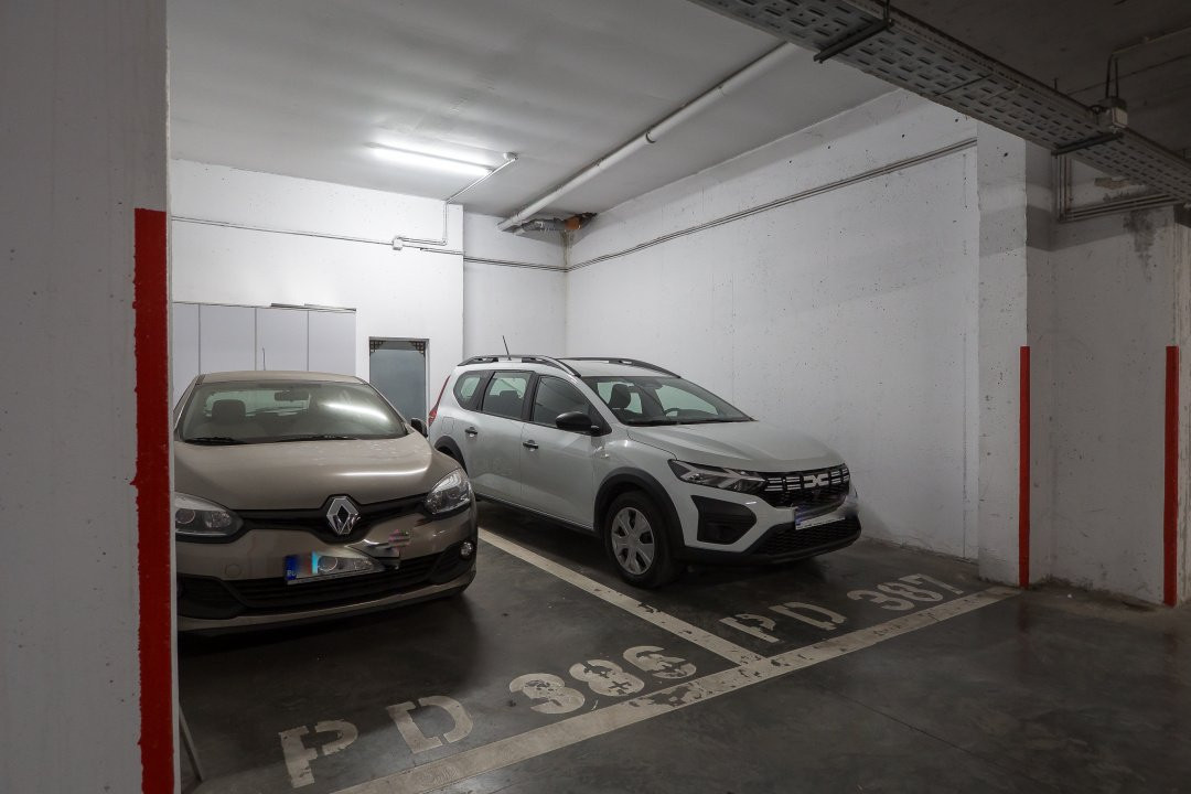 Garsonieră Spațioasă si Luminoasa în Titan, Răsărit de Soare 