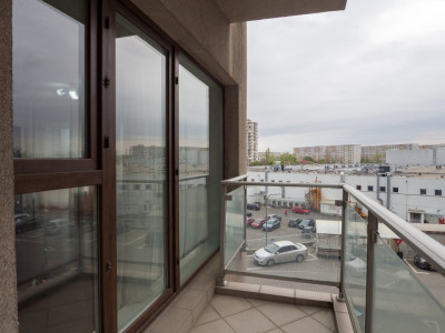 Garsonieră Spațioasă si Luminoasa în Titan, Răsărit de Soare 