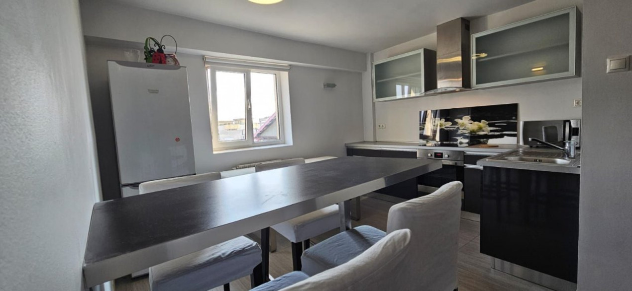 Apartament 3 camere O.Goga