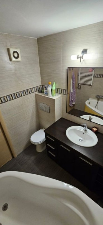 Apartament 3 camere O.Goga