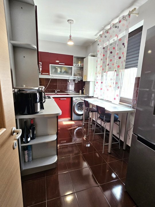 De vanzare 3 camere cu gradina in Bucurestii Noi - Parc Bazilescu
