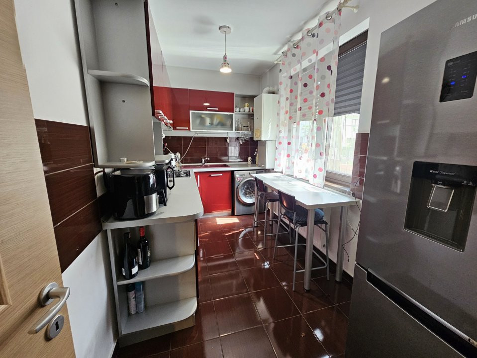 De vanzare 3 camere cu gradina in Bucurestii Noi - Parc Bazilescu