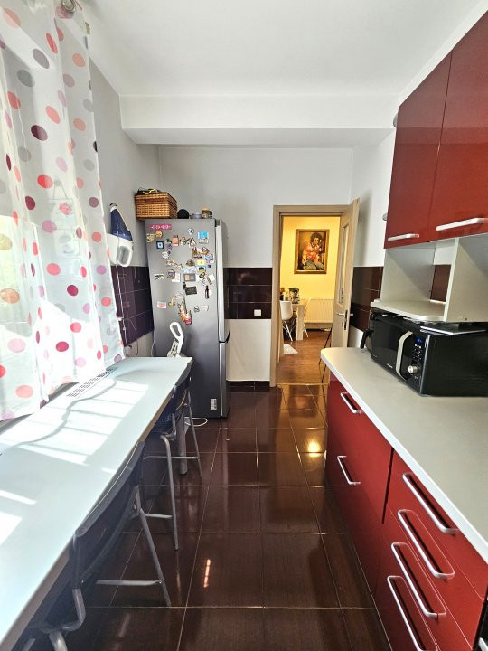 De vanzare 3 camere cu gradina in Bucurestii Noi - Parc Bazilescu