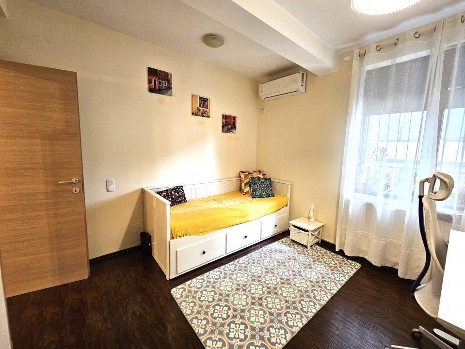 De vanzare 3 camere cu gradina in Bucurestii Noi - Parc Bazilescu