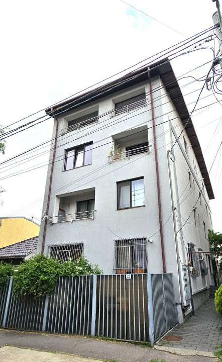De vanzare 3 camere cu gradina in Bucurestii Noi - Parc Bazilescu