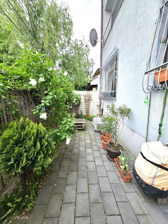 De vanzare 3 camere cu gradina in Bucurestii Noi - Parc Bazilescu