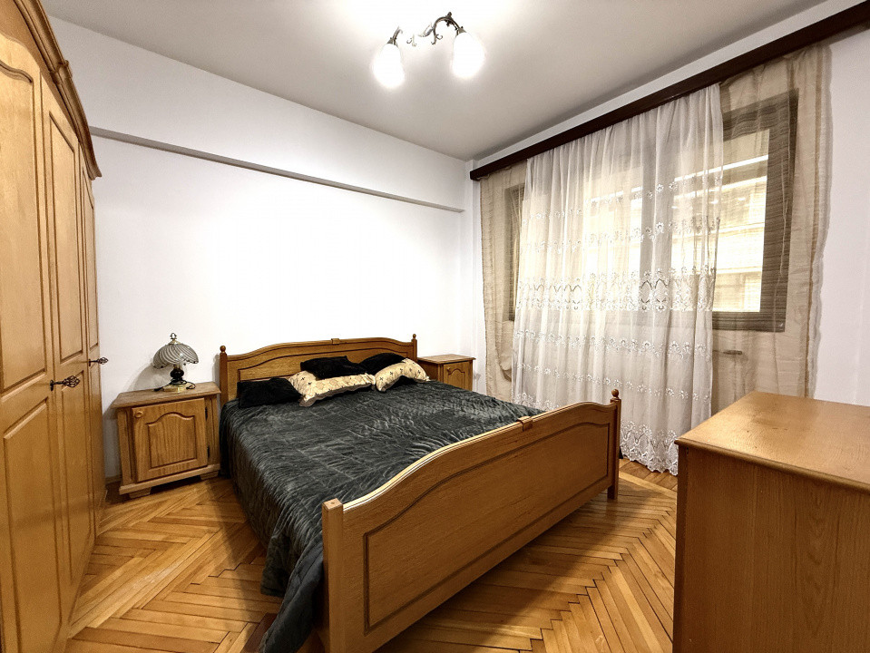 Apartament 2 camere in Amzei cu loc de PARCARE si CENTRALA de imobil!