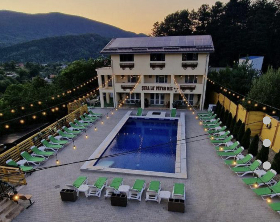 Pensiune cu 22 camere, piscină încălzită si Teren 1828 mp | Vulcan - Hunedoara