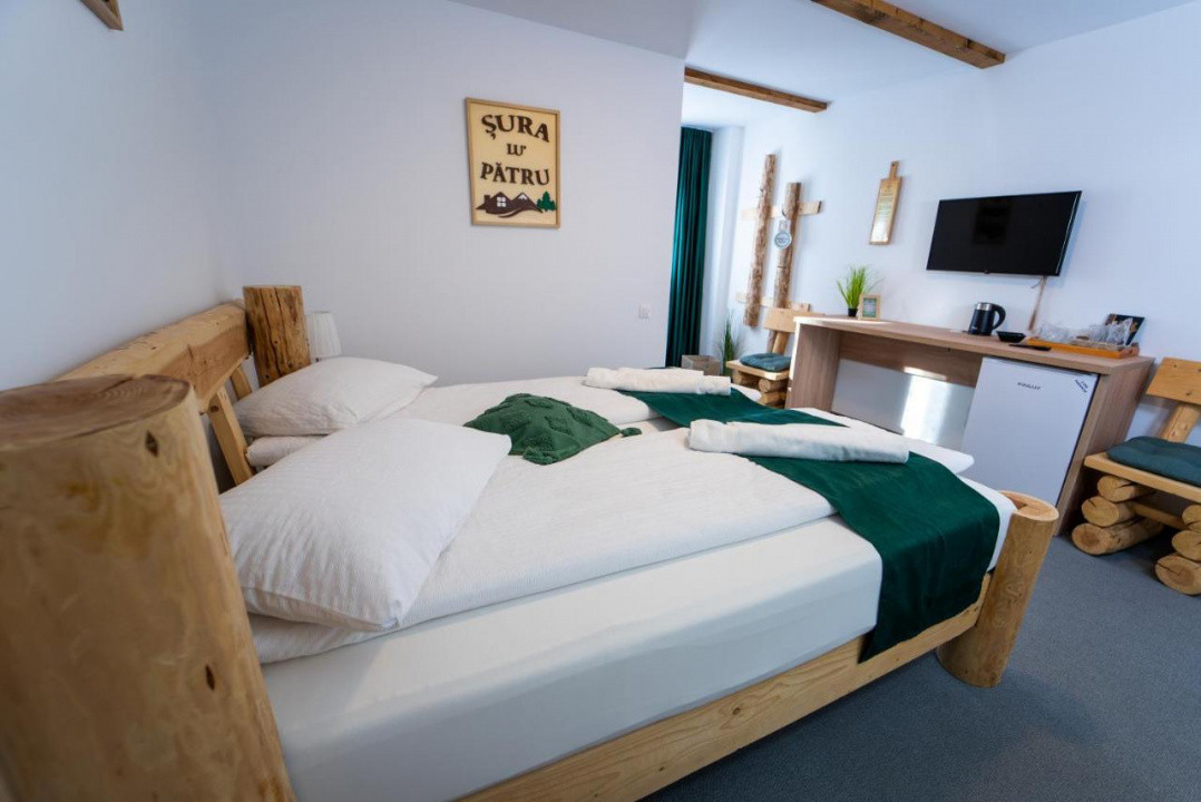 Pensiune cu 22 camere, piscină încălzită si Teren 1828 mp | Vulcan - Hunedoara