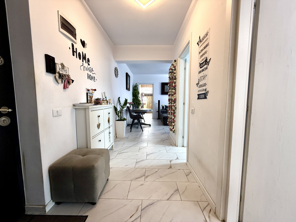 Apartament 4 camere, 112 mp, 2 bai, parcare subterana si boxa | Dobroesti