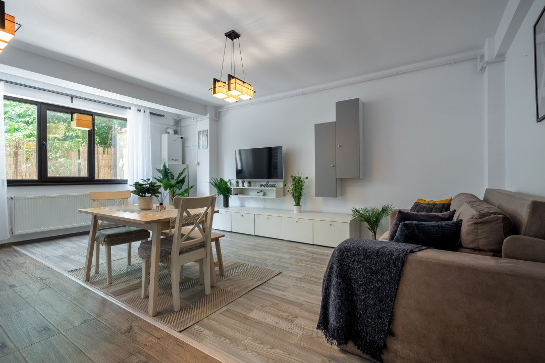 2 camere - curte 36mp - loc parcare - Ozana - str. Fetesti