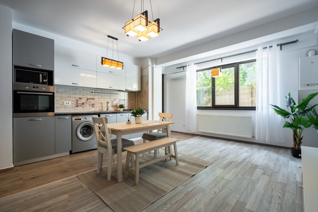 2 camere - curte 36mp - loc parcare - Ozana - str. Fetesti