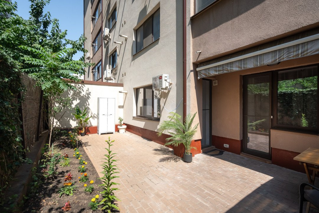 2 camere - curte 36mp - loc parcare - Ozana - str. Fetesti