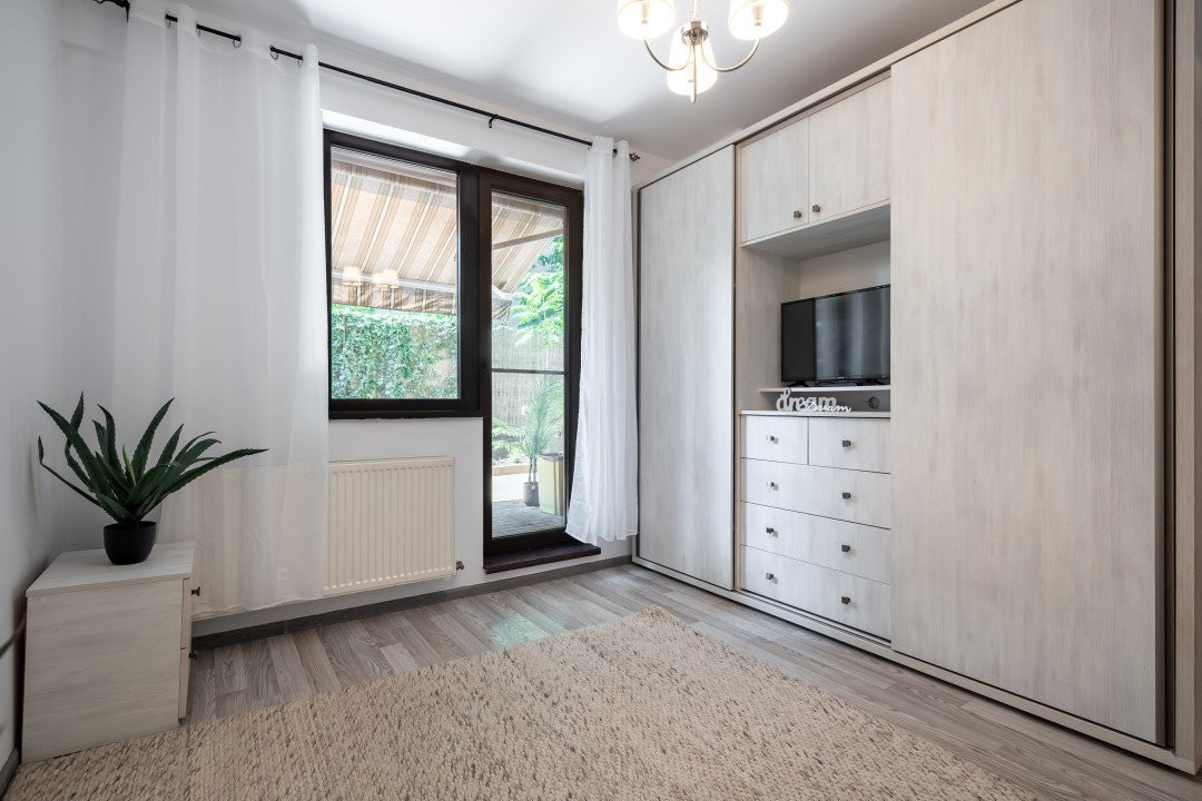2 camere - curte 36mp - loc parcare - Ozana - str. Fetesti