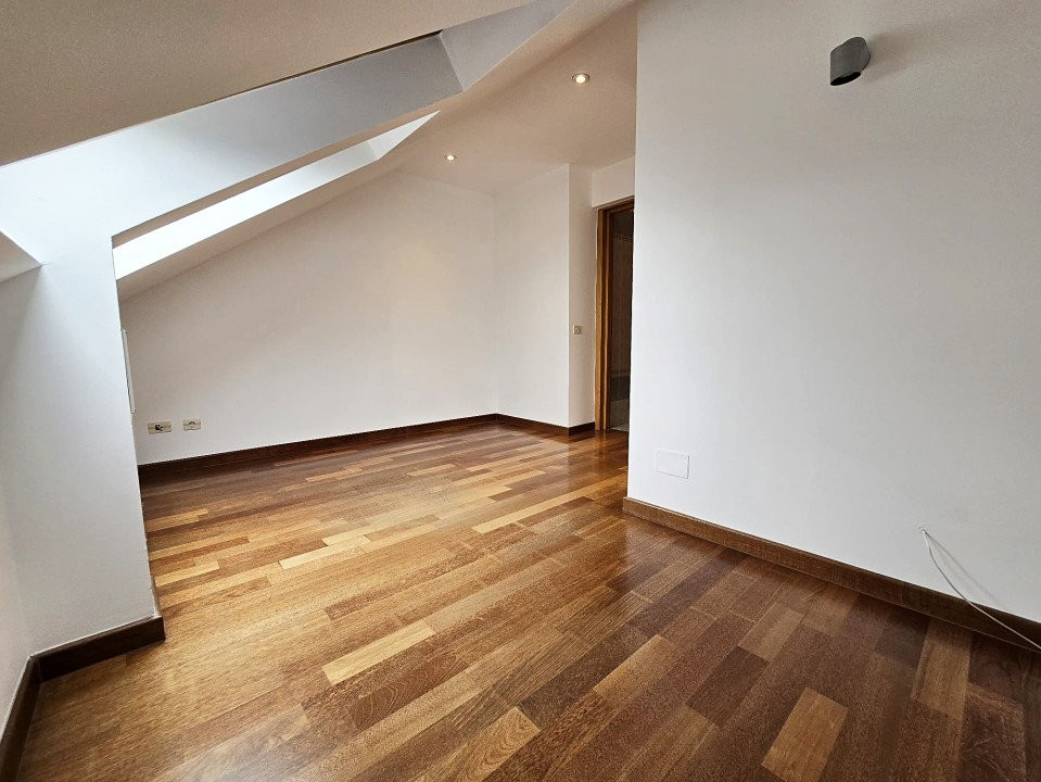 Kiseleff | Penthouse 3 camere  | tip duplex -Loc de parcare dublu 