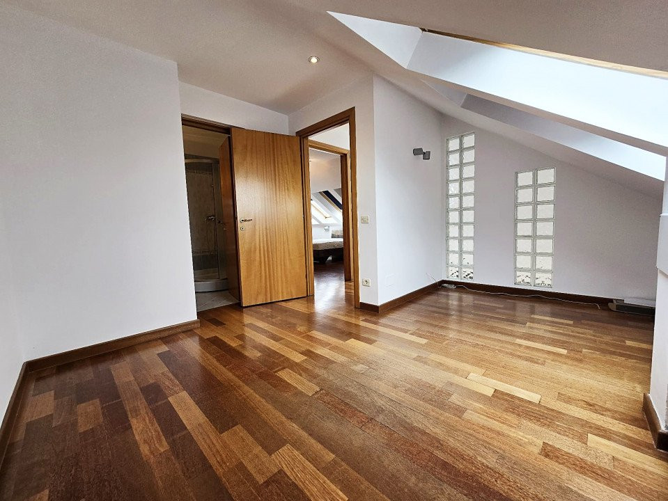 Kiseleff | Penthouse 3 camere  | tip duplex -Loc de parcare dublu 