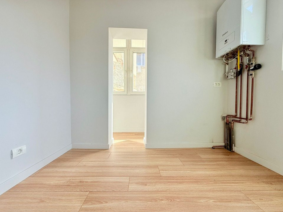 Studio Armenească | Renovat 2025 | Fără Risc sau Urgenta ! |