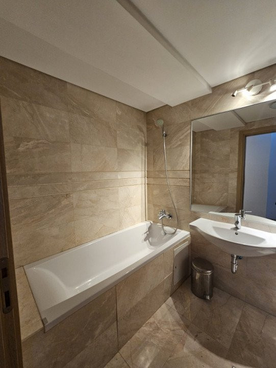 700e+TVA Apartament 2 camere, dressing, 2 bai si parcare! UpGround M. Pipera