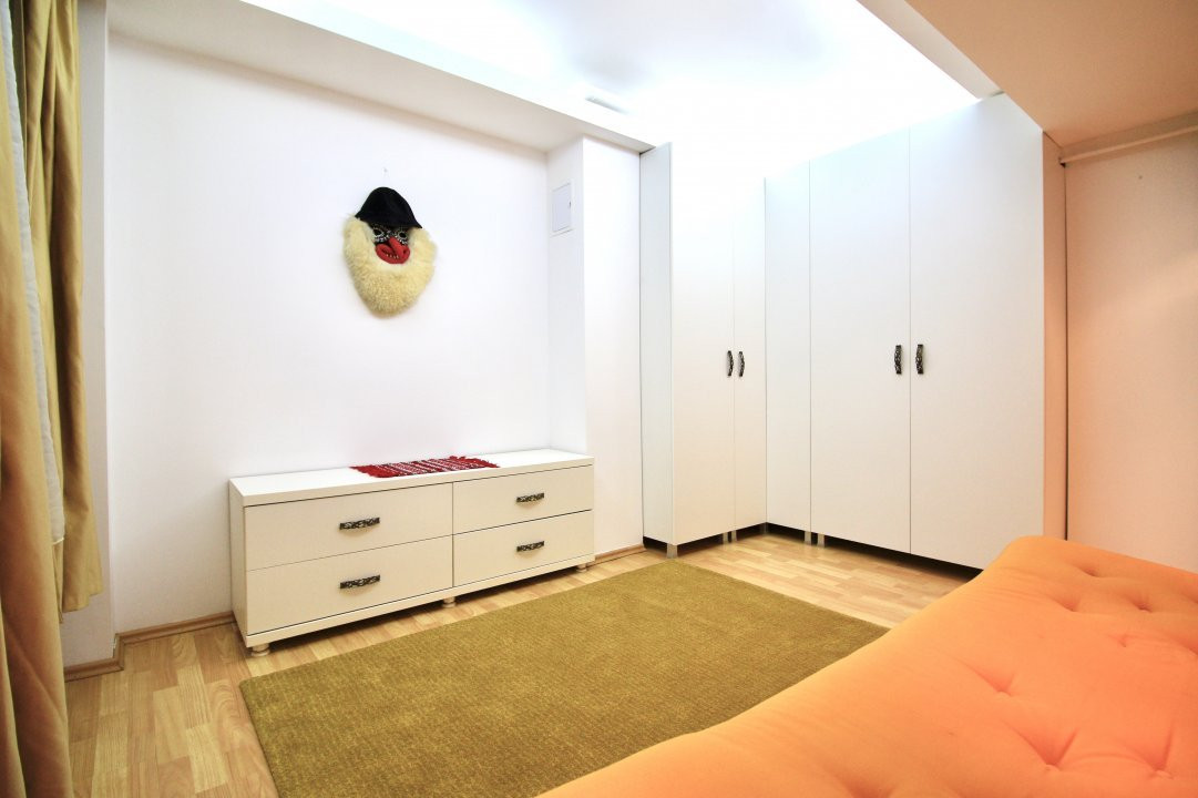 PIATA VICTORIEI-TITULESCU, APARTAMENT ELEGANT, LIVING 31 MP!