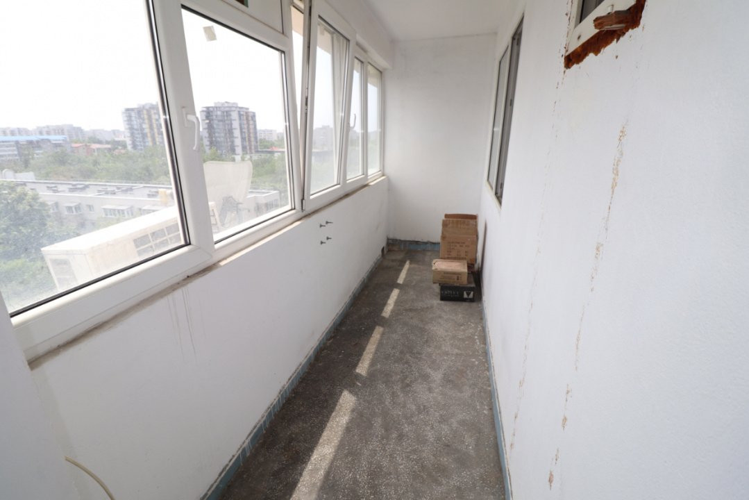 Titan - Liviu Rebreanu  - zona verde - necesita renovare 