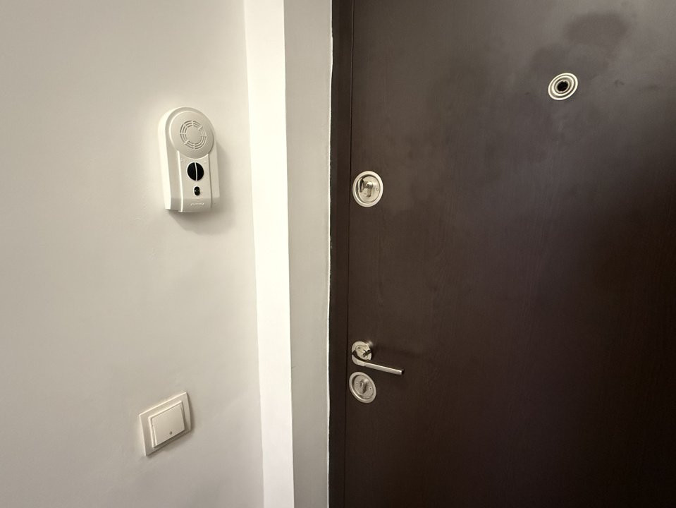 Apartament decomandat 2 camere complet mobilat centrala proprie