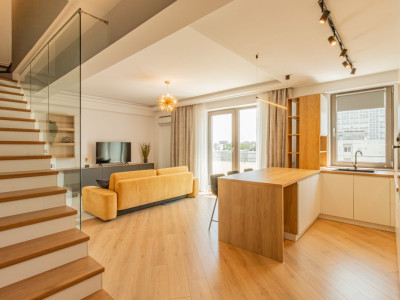 Atat de spatios! 2camere duplex, 70mp + 2 terase, prima inchiriere!