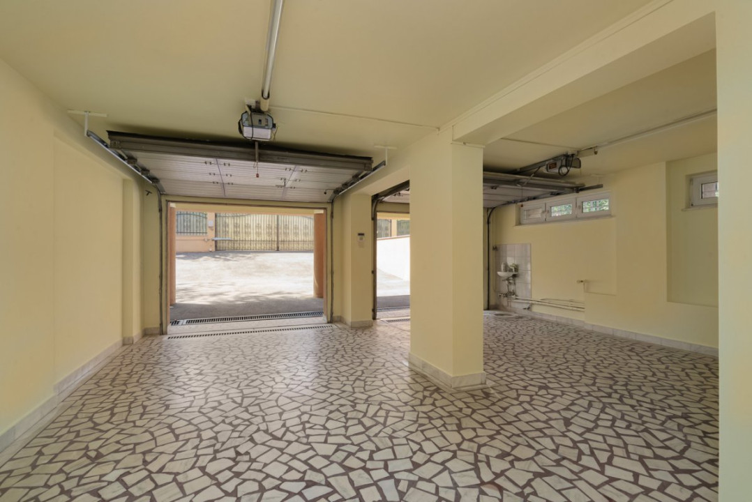 Drumul Taberei - Valea Oltului, casa 9 camere, lot 1158 mp