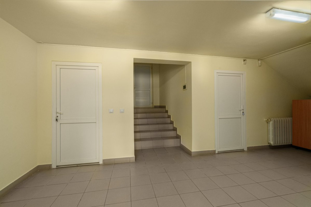 Drumul Taberei - Valea Oltului, casa 9 camere, lot 1158 mp