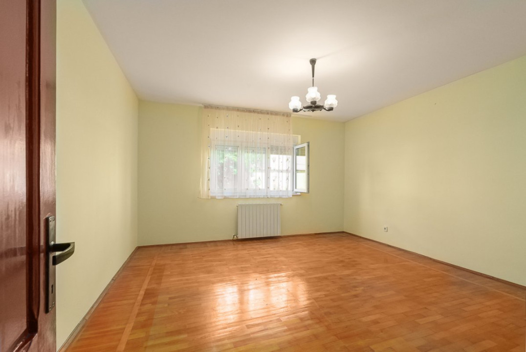 Drumul Taberei - Valea Oltului, casa 9 camere, lot 1158 mp
