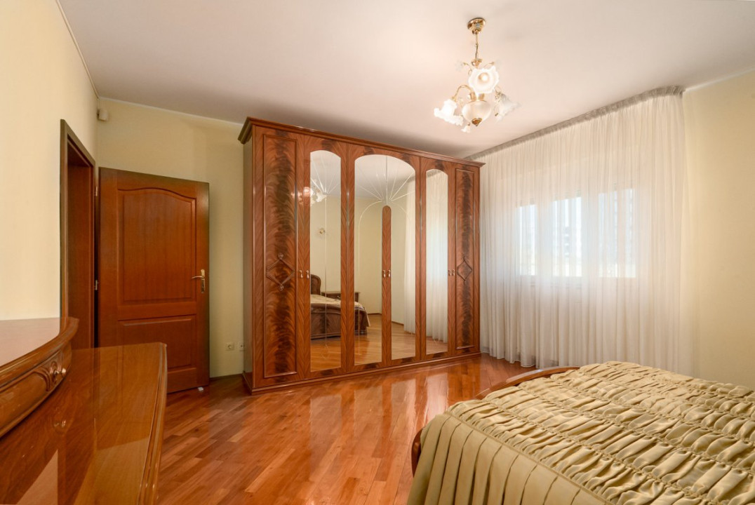 Drumul Taberei - Valea Oltului, casa 9 camere, lot 1158 mp