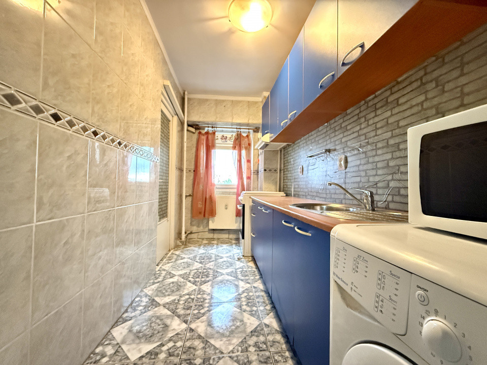 Garsoniera decomadata cu balcon, spatioasa, 42 mp | zona Tei
