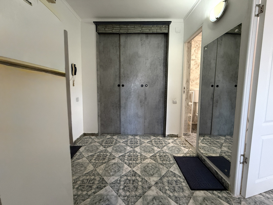 Garsoniera decomadata cu balcon, spatioasa, 42 mp | zona Tei